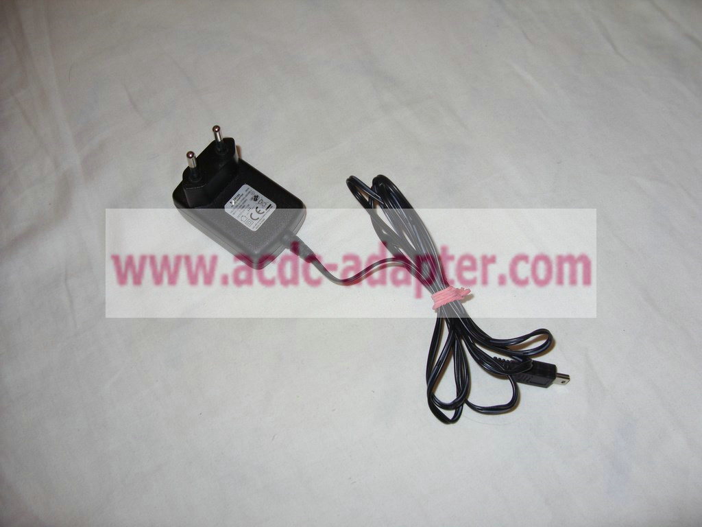 New 5.0V 1.0A Uniross DYS052-050100W-3 DYS052-050100-10303 AC-DC ADAPTER Power Ada - Click Image to Close